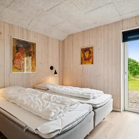 Modern And Stylish Near Gjerrild Nordstrand Casa de Férias