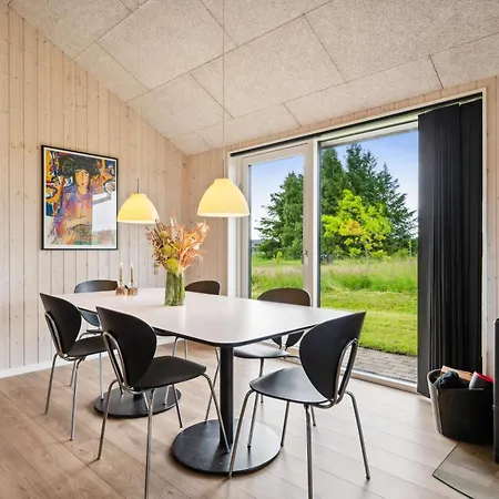 Modern And Stylish Near Gjerrild Nordstrand Дом отдыха