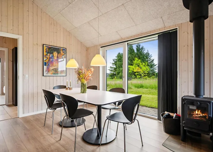 Modern And Stylish Near Gjerrild Nordstrand Hébergement de vacances